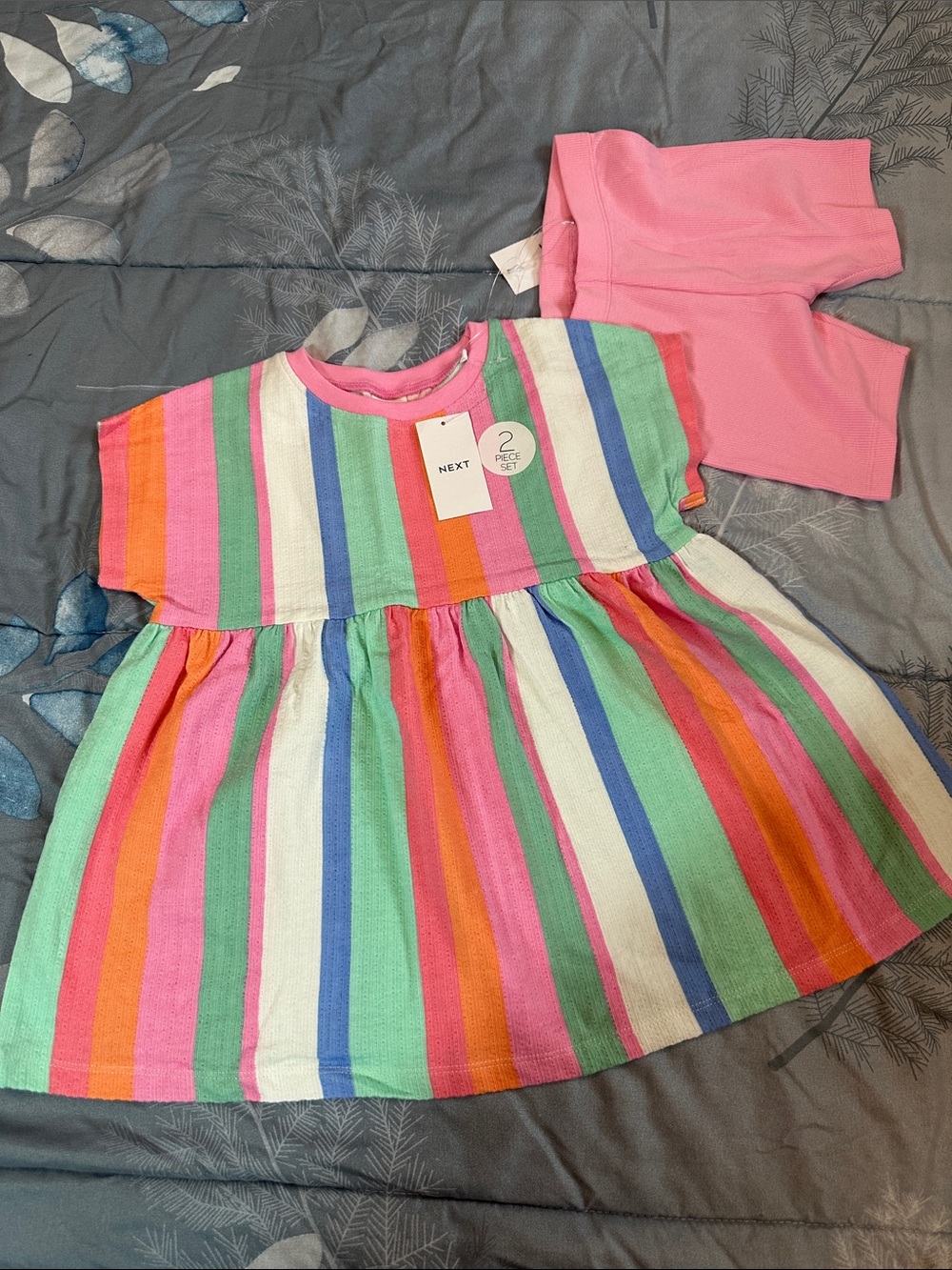 NWTS next Multicolor Striped Top with Pink Legging shorts Sz 4-5 yrs SUMMER